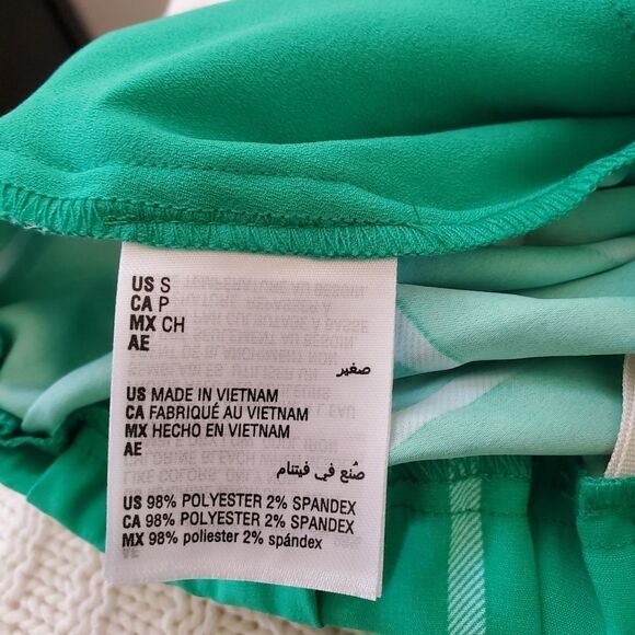 Maison Jules Windowpane Check Crop Capri Pants - Picture 11 of 12